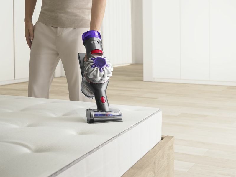 Dyson-V8-Advanced-aspirapolvere-senza-filo-Nichel-Argento-Senza-sacchetto