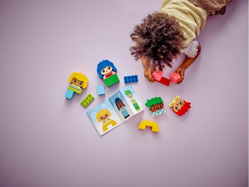 LEGO-DUPLO-10415-Forti-Sentimenti-ed-Emozioni-Giochi-per-Bambini-da-1.5-Anni-Impilabili-con-23-Mattoncini-e-4-Personaggi