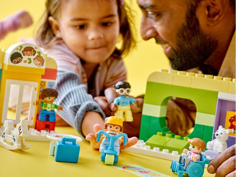 LEGO-DUPLO-10992-Divertimento-all’Asilo-Nido-Gioco-Educativo-per-Bambini-dai-2-Anni-con-Mattoncini-Costruzioni-e-4-Figure