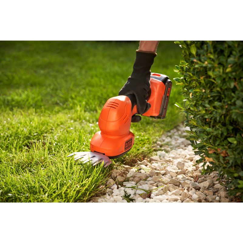 Black-Decker-Tagliasiepi-a-Batteria-con-Cesoia-Erba