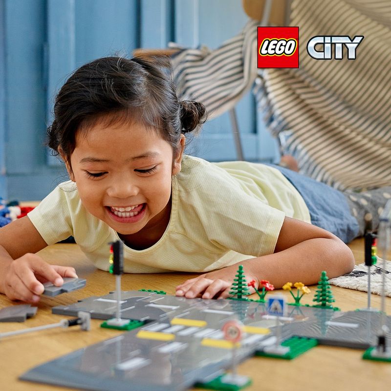 LEGO-City-Piattaforme-stradali---60304