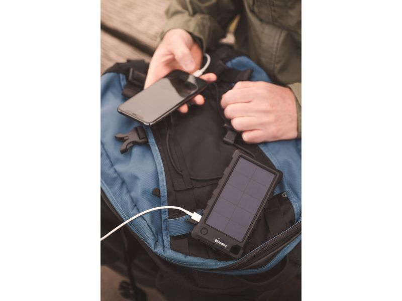 Sandberg-Outdoor-Solar-Powerbank-10000