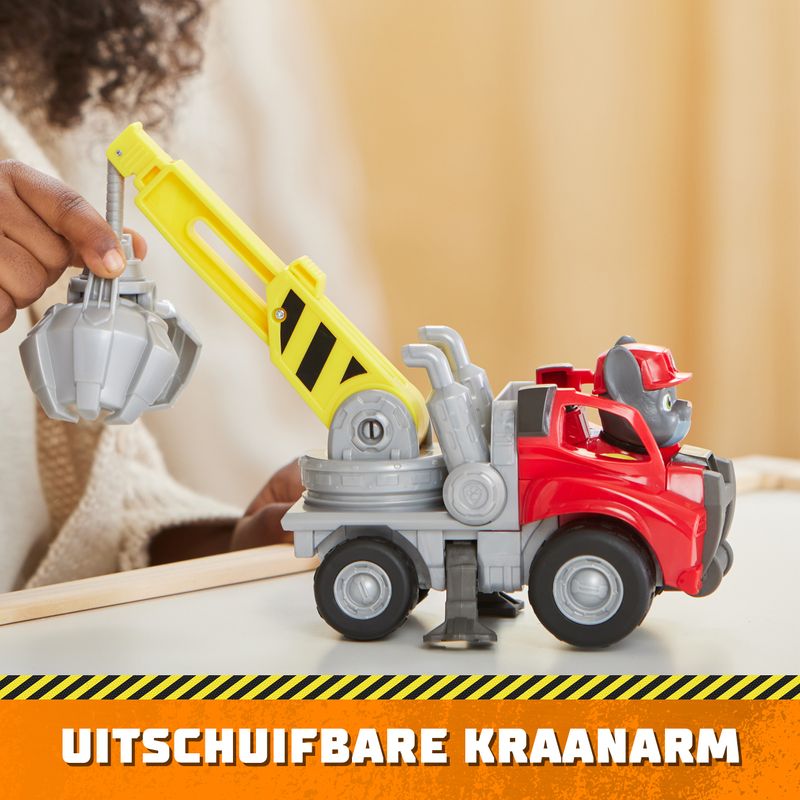 Rubble--Crew-Charger’s-Crane-Grabber