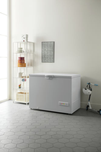 Indesit-OS2A250-Congelatore-a-pozzetto---255-Litri-Classe-E-101x698x916Ccm-bianco