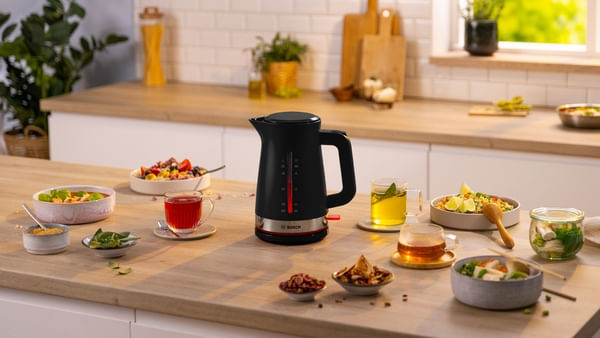 Bosch-TWK4M223-Bollitore-MyMoment-1.7-Litri-Nero
