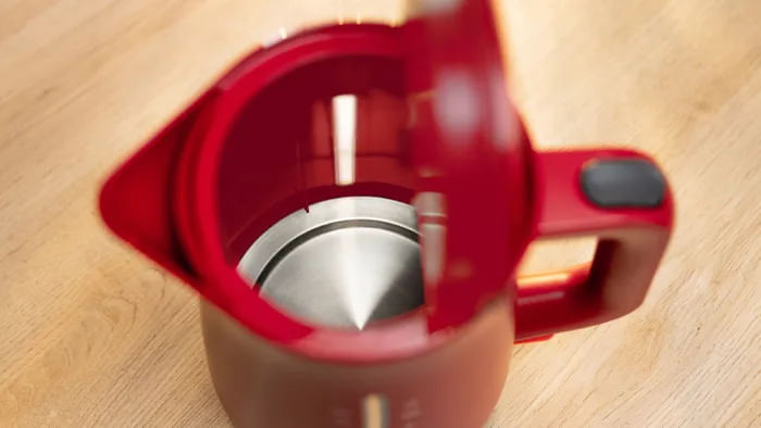 Bosch-TWK3M124-MyMoment-Bollitore-Elettrico-Impugnatura-Ergonomica-Ampia-Apertura-Capacita--1.7-Litri-Plastica-di-Alta-Qualita--Rosso