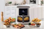 Ariete-4630-Friggitrice-ad-aria-9-Litri-1500-W-Capacita--8-programmi-Funzione-Grill-Fino-a-3.5-kg-di-fritto-Temperatura-fino-a-200°C-Cestello-trasparente-BPA-Free-Bianco