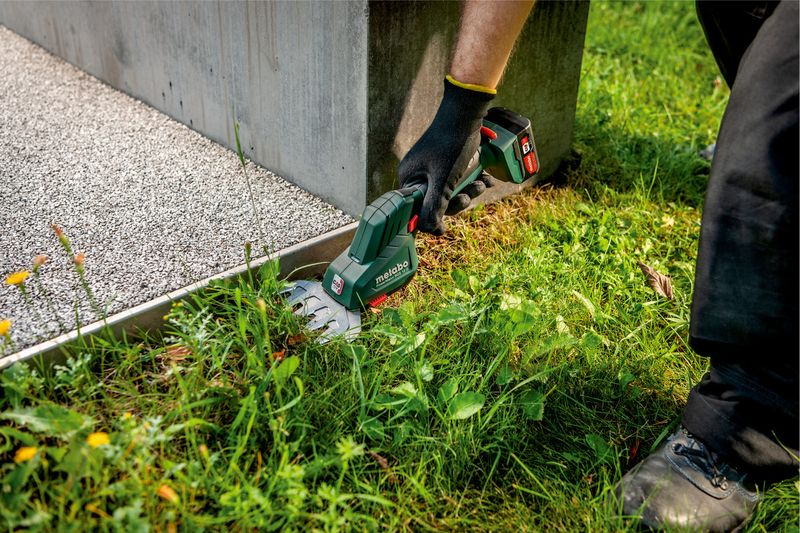 Metabo-POWERMAXX-SGS-12-Q-cesoia-per-erba-cordless-115-cm-12-V-Ioni-di-Litio-Verde