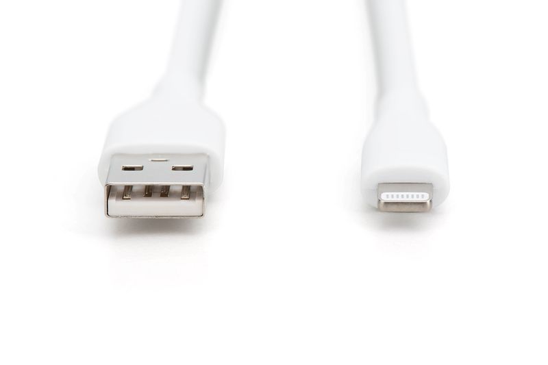 Collegamento-affidabile-e-semplice-dei-dispositivi-USB-C-con-il-PC-grazie-al-cavo-in-silicone-morbido-e-flessibile.Veloc