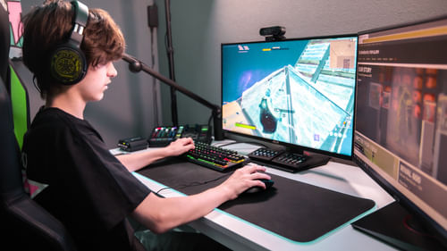 SteelSeries-Rival-3-Wireless-Optisk-TrAÆAaAaAA¥dlAÆAaAaAA¸s-Sort