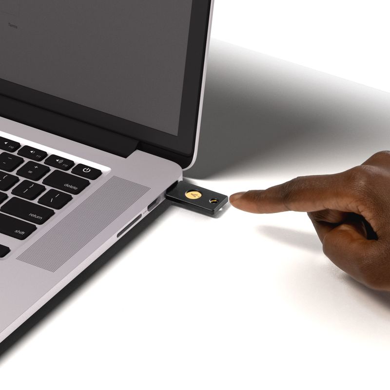 AA¢A¢aA¬AA¢-Der-FIDO-U2F-Security-Key-von-Yubico-ist-ein-speziell-entwickelter-YubiKey-der-auf-eine-hochsichere-Public-Key-
