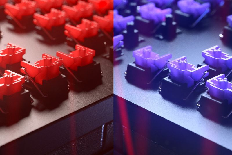 Tasta-Tenkeyless-Razer-Huntsman-V2--interruttore-ottico-lineare-cablato-USB-layout-tedesco-RGB-