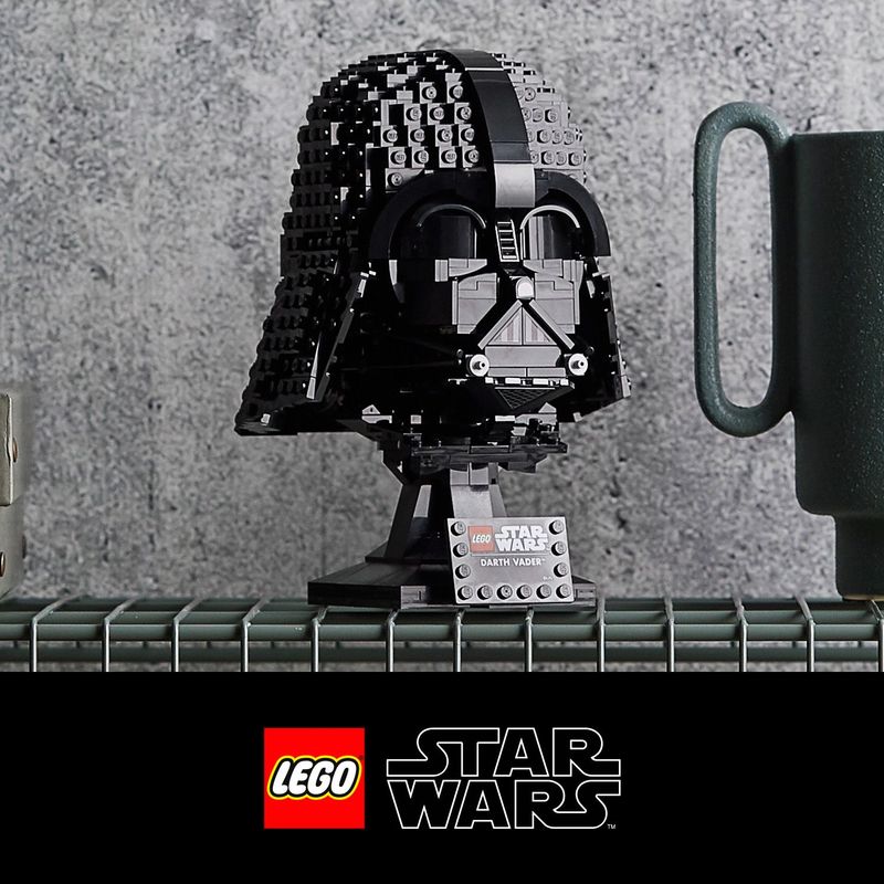 LEGO-Star-Wars-Casco-di-Darth-Vader---75304