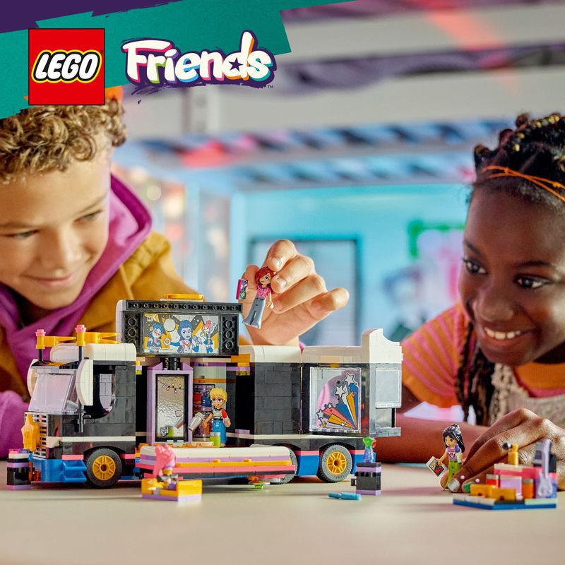 LEGO-Friends-42619-Tour-Bus-delle-Pop-Star-Giochi-per-Bambini-8--Modello-da-Costruire-di-Autobus-Giocattolo-e-4-Mini-Bamboline