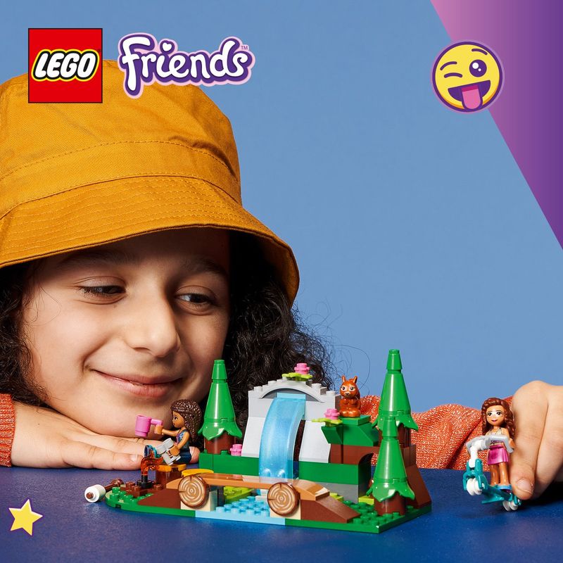 LEGO-Friends-La-Cascata-nel-Bosco