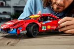 LEGO-Technic-Ferrari-488-GTE-Af-Corse--51