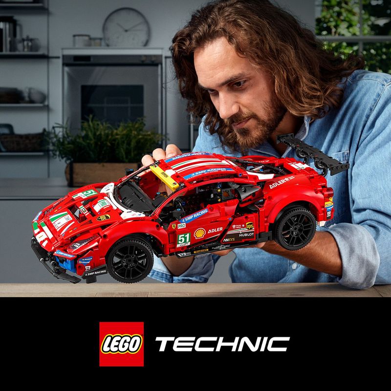 LEGO-Technic-Ferrari-488-GTE-Af-Corse--51