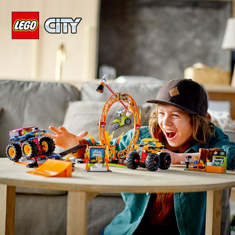 LEGO-City-Arena-dello-Stunt-Show