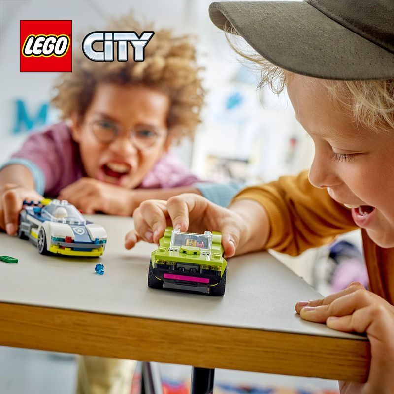 LEGO-City-60415-Inseguimento-della-Macchina-da-Corsa-2-Modellini-di-Auto-della-Polizia-Giocattolo-per-Bambini-di-6--Anni