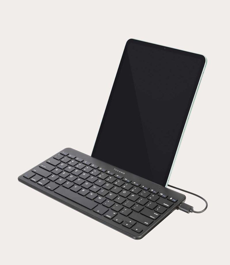 Tucano-MA-CKB-IT-BK-tastiera-per-dispositivo-mobile-Nero-USB-tipo-C-QWERTY-Italiano