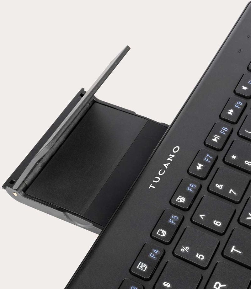 Tucano-MA-CKB-IT-BK-tastiera-per-dispositivo-mobile-Nero-USB-tipo-C-QWERTY-Italiano