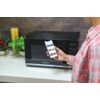 Candy-Moderna-CMGA23TNDB-Superficie-piana-Microonde-con-grill-23-L-900-W-Nero