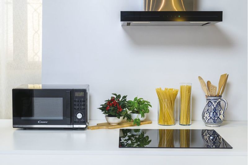 Candy-Moderna-CMGA23TNDB-Superficie-piana-Microonde-con-grill-23-L-900-W-Nero