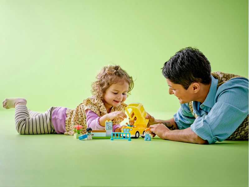 LEGO-DUPLO-10988-Lo-Scuolabus-Gioco-Educativo-con-Veicolo-e-Personaggi-Regalo-Didattico-per-Bambini-e-Bambine-da-2--Anni