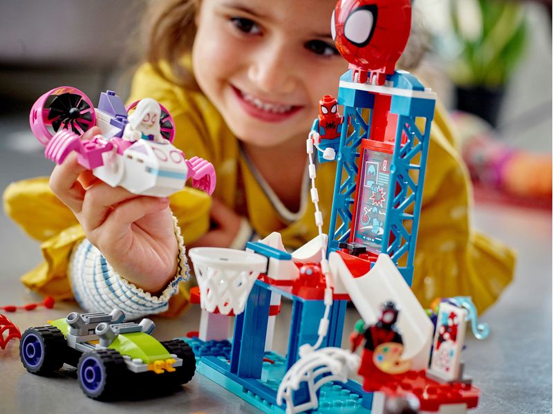 LEGO-Marvel-I-Webquarters-di-Spider-Man