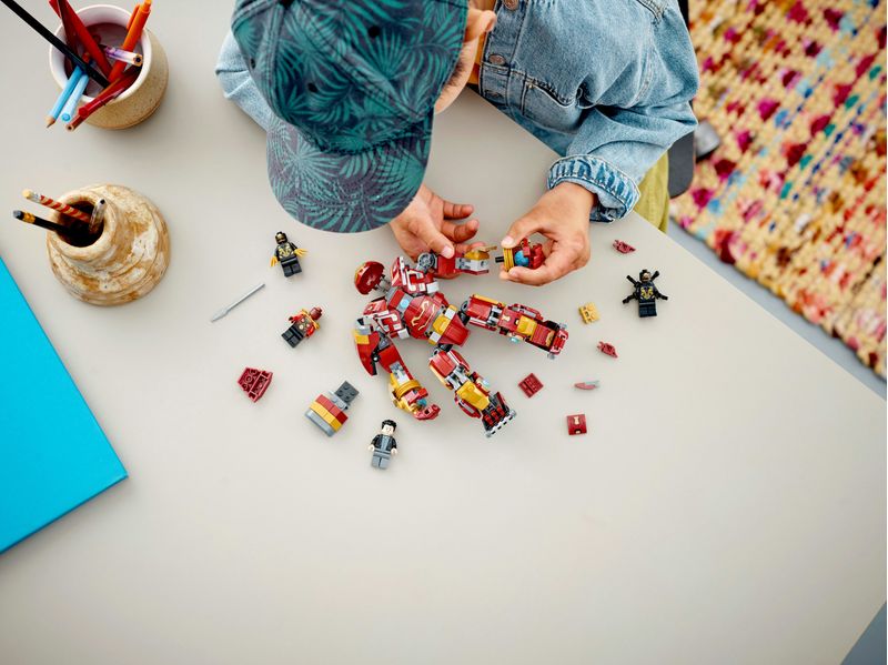 LEGO-76247-Marvel-Hulkbuster--La-Battaglia-di-Wakanda-Set-con-Action-Figure-Mech-e-Minifigure-di-Hulk-Giochi-per-Bambini-Bambine-Ragazzi-