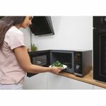 Candy-Moderna-CMGA23TNDB-ST-Superficie-piana-Microonde-con-grill-23-L-900-W-Nero