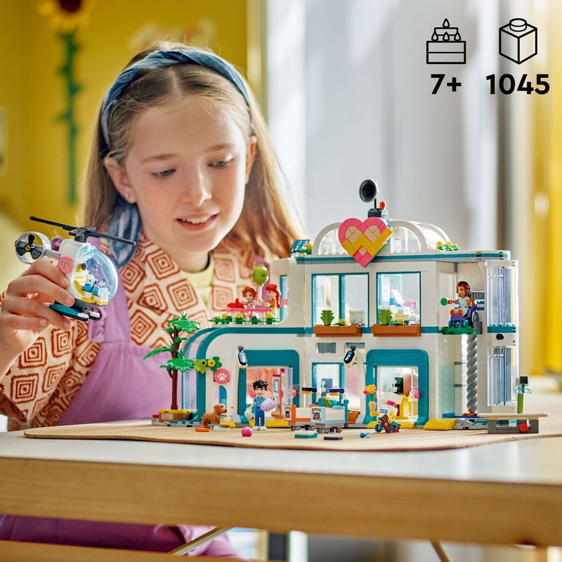 LEGO-Friends-42621-Ospedale-di-Heartlake-City-Giochi-Educativi-per-Bambini-di-7--con-Elicottero-Giocattolo-e-5-Mini-Bamboline