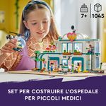 LEGO-Friends-42621-Ospedale-di-Heartlake-City-Giochi-Educativi-per-Bambini-di-7--con-Elicottero-Giocattolo-e-5-Mini-Bamboline