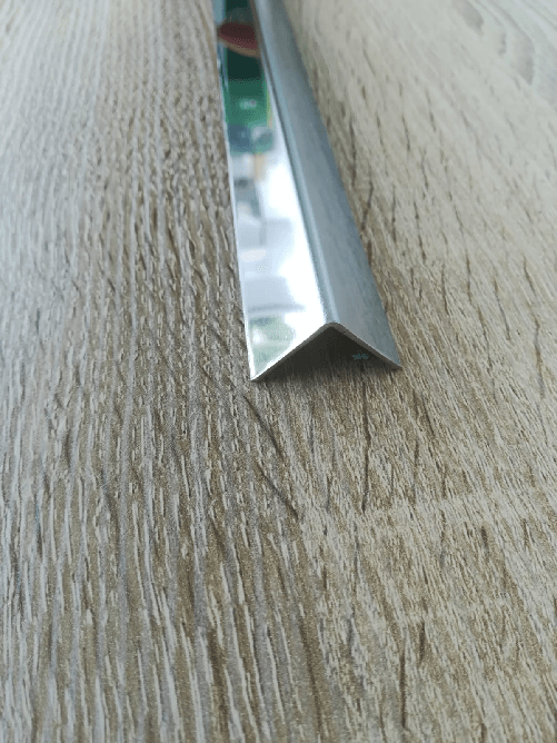 PROGRESS PROFILES SPA Profili acciaio inox aisi 4030 angolare lucido mm.30x30x1 - mt.2