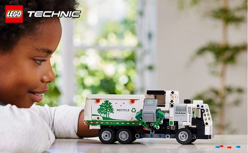 LEGO-Technic-42167-Camion-della-Spazzatura-Mack-LR-Electric-Veicolo-Giocattolo-Raccolta-Rifiuti-Gioco-per-Bambini-8--Anni