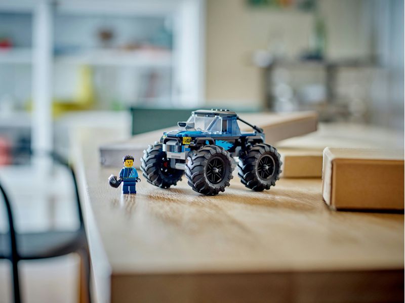 LEGO-City-60402-Monster-Truck-Blu-Veicolo-Giocattolo-Fuoristrada-Giochi-per-Bambini-di-5--Anni-con-Minifigure-del-Pilota