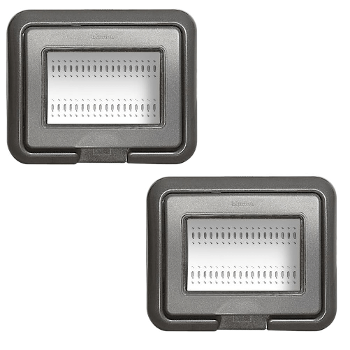 Coperchio 3 posti bticino idrobox ip55 2 pezzi living international 24603l