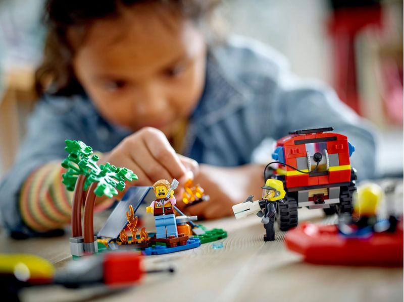 LEGO-City-60412-Fuoristrada-Antincendio-e-Gommone-di-Salvataggio-Camion-dei-Pompieri-Giocattolo-Giochi-per-Bambini-5--Anni