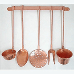 Set mestoli decorativi da cucina in rame 5 pezzi con supporto a parete