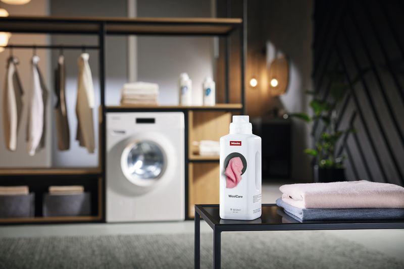 Miele-Detersivo-capi-delicati-WoolCare-1.5-l