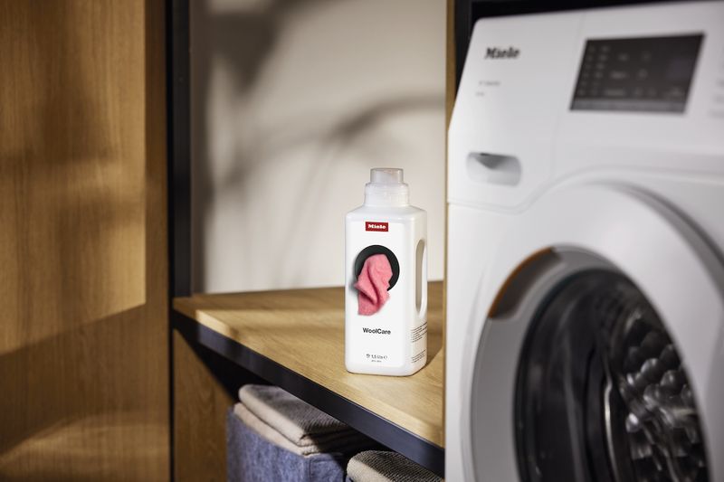 Miele-Detersivo-capi-delicati-WoolCare-1.5-l