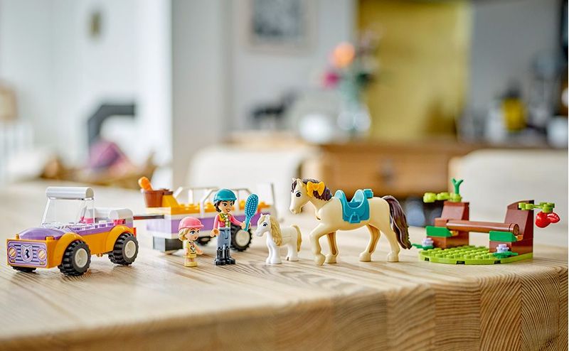 LEGO-Friends-42634-Rimorchio-con-Cavallo-e-Pony-Giocattolo-per-la-Cura-degli-Animali-con-2-Mini-Bamboline-Giochi-Bambini-4-