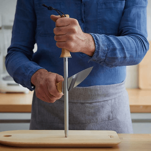 Opinel-Diamond-Sharpening-Steel-Affilacoltelli-in-Legno-25cm