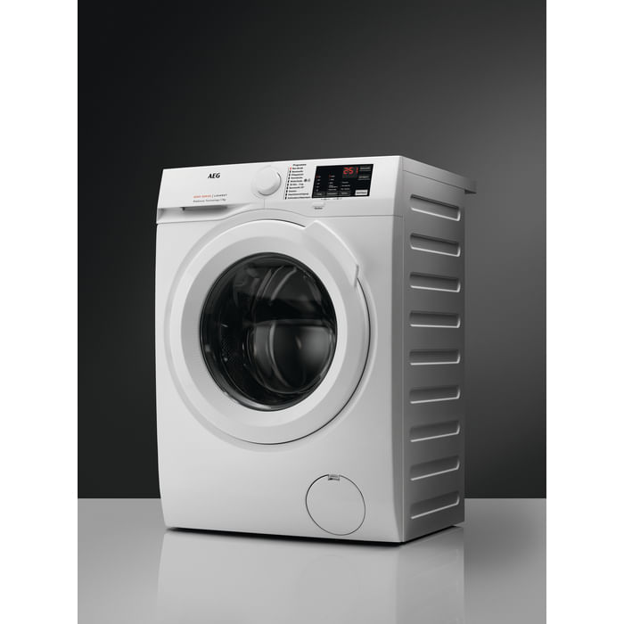 AEG-L6FBI48W-lavatrice-Caricamento-frontale-8-kg-1351-Giri-min-Bianco
