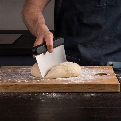 Ooni-Pizza-Dough-Scraper