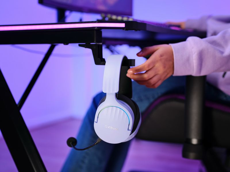 Trust-GXT-491P-FAYZO-Auricolare-Con-cavo-e-senza-cavo-A-Padiglione-Giocare-USB-tipo-A-Bluetooth-Nero-Viola