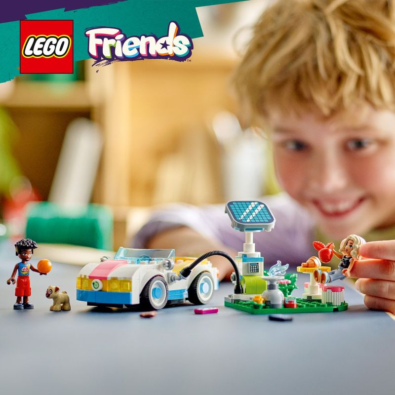 LEGO-Friends-42609-Auto-Elettrica-e-Caricabatterie-Giochi-per-Bambini-di-6--Anni-con-Macchina-Giocattolo-e-2-Mini-Bamboline