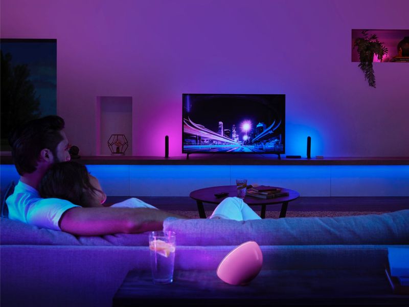 Philips-Hue-Play-HDMI-Sync-Box---Sincronizza-l-illuminazione-con-musica-film-e-giochi