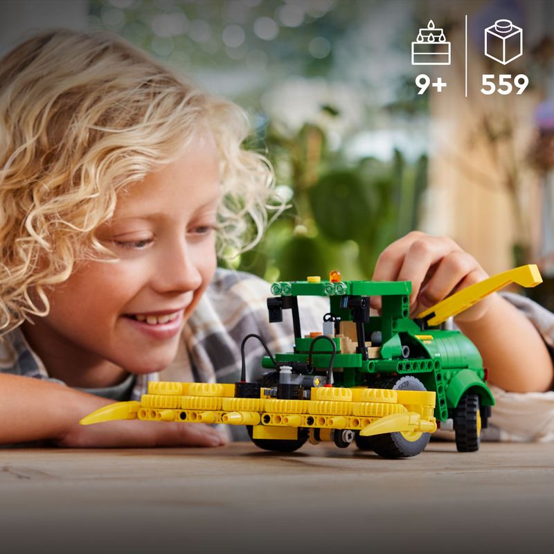 LEGO-Technic-42168-John-Deere-9700-Forage-Harvester-Trattore-Giocattolo-per-Bambini-9--Anni-Veicolo-Mietitrebbia-Funzionante