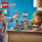 LEGO-City-Prigione-sull’isola-della-polizia